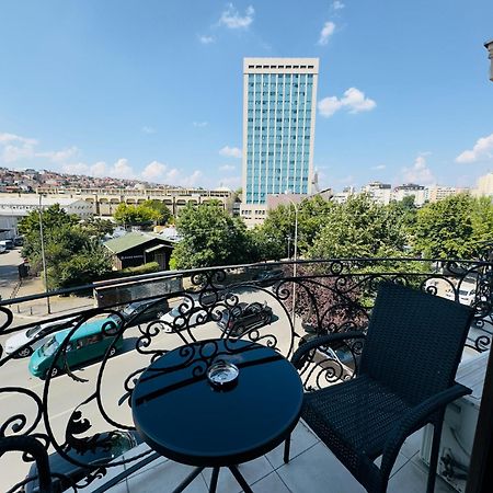 Hotel Real Приштина Экстерьер фото